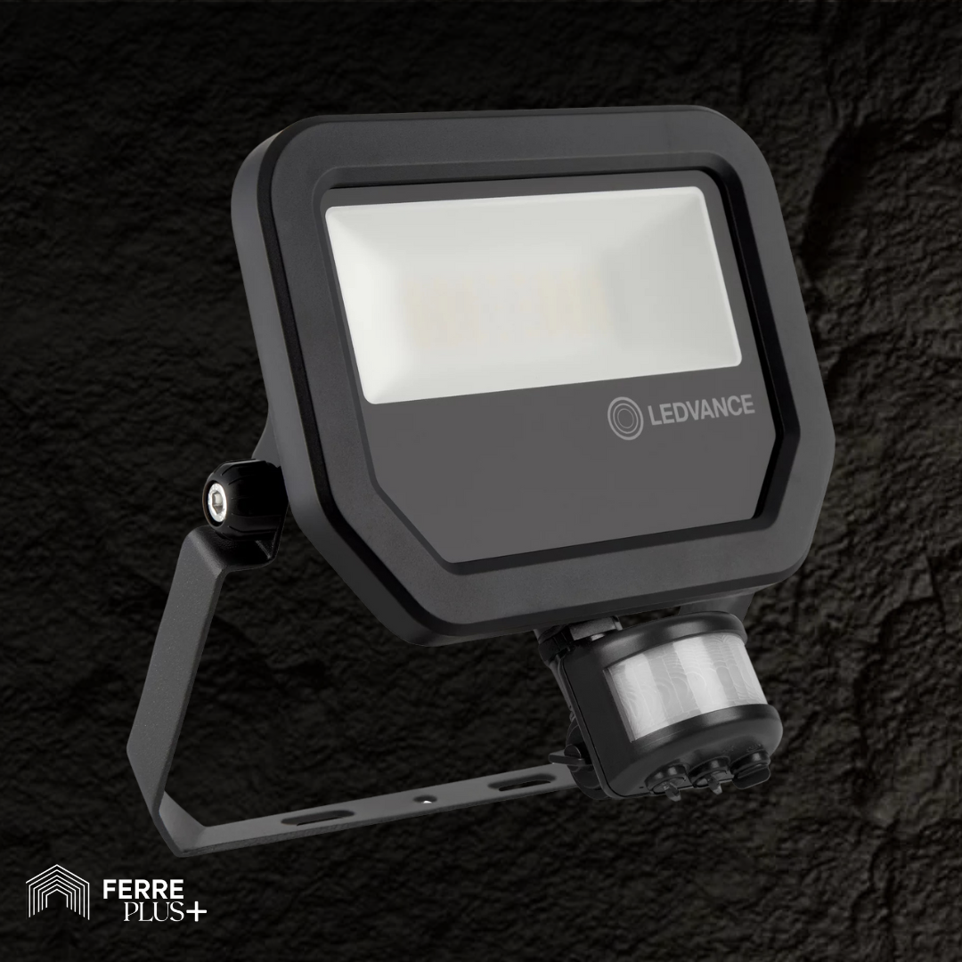 REFLECTORES LED CON SENSOR 20W/850